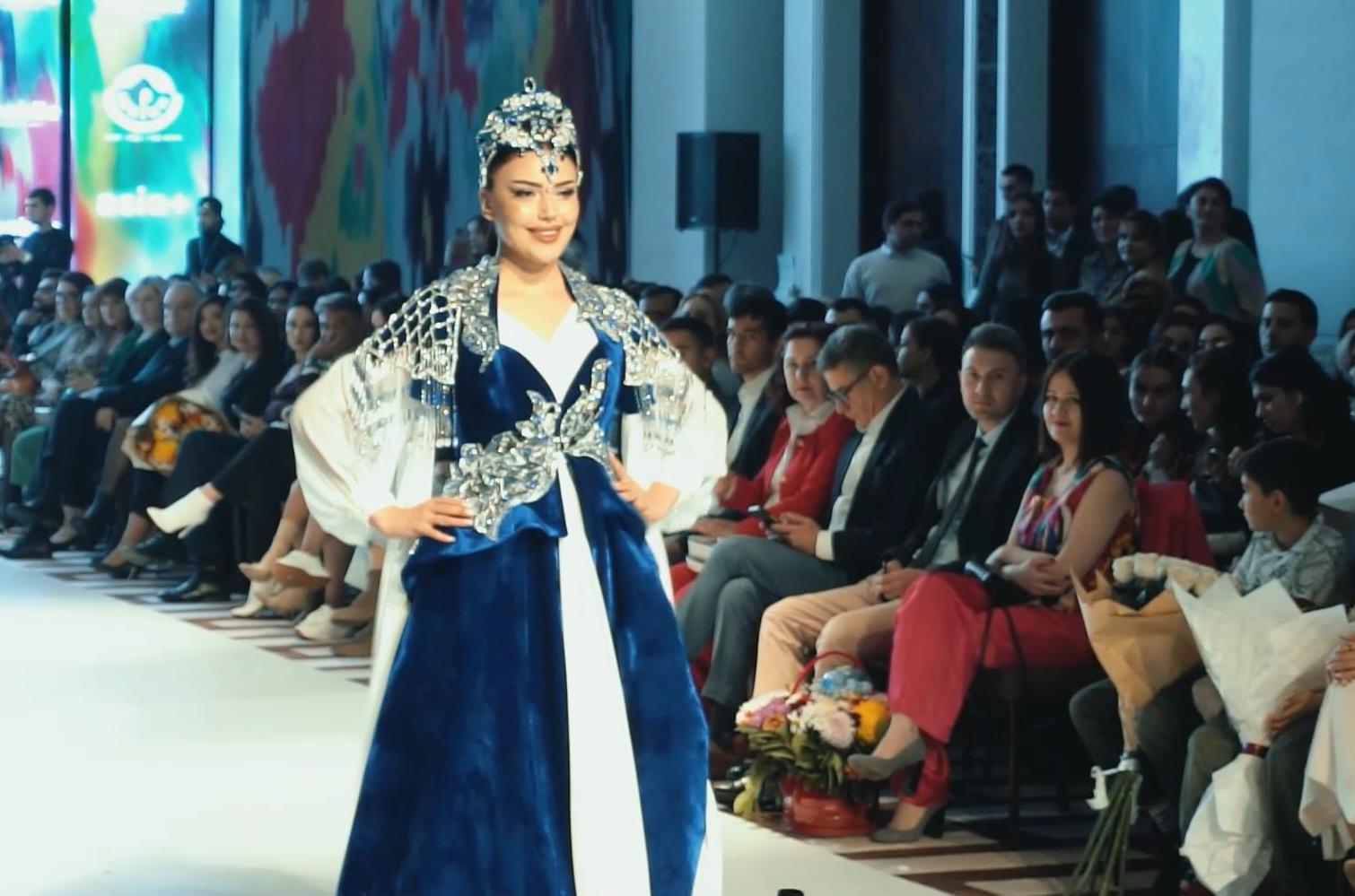 Tajikistan Fashion Week   2022 11 17 Fashion Week фешн мод 